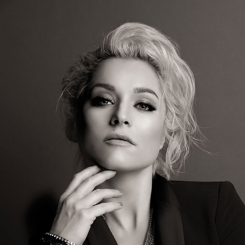 Allison Burke Headshot
